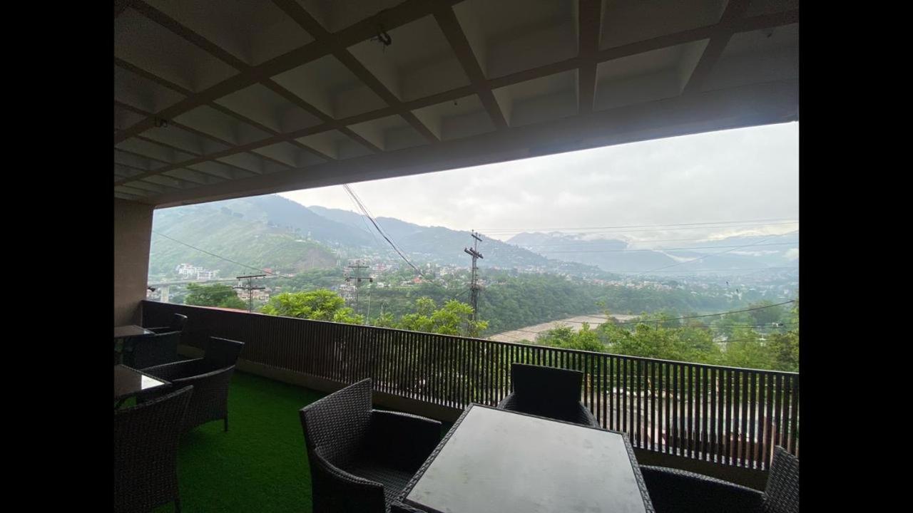 Hotel The Nook Muzaffarabad Exterior foto